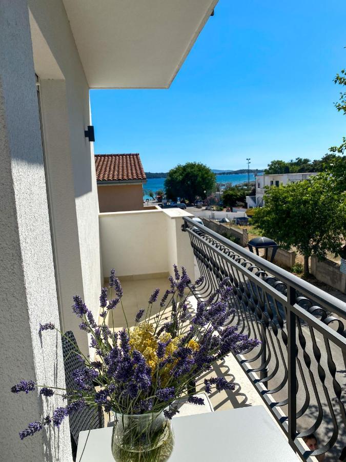Apartments Dalmatino ヴォディツェ エクステリア 写真