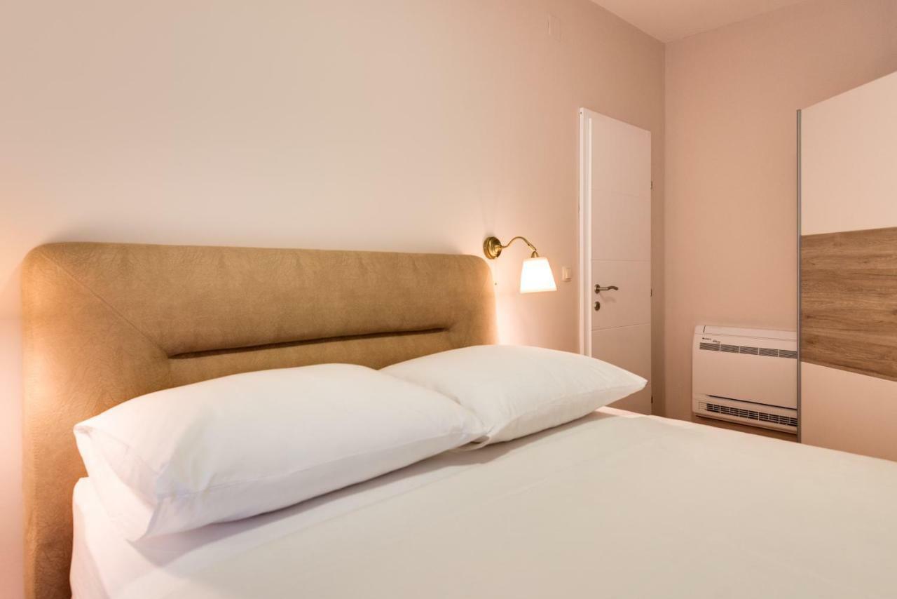Apartments Dalmatino ヴォディツェ エクステリア 写真