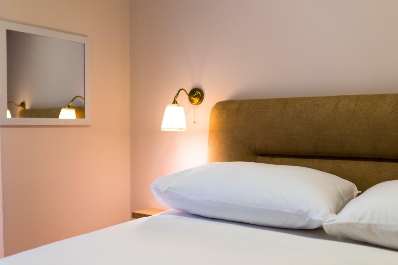Apartments Dalmatino ヴォディツェ エクステリア 写真