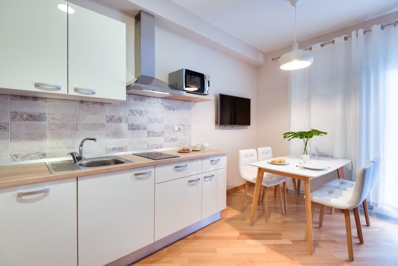 Apartments Dalmatino ヴォディツェ エクステリア 写真